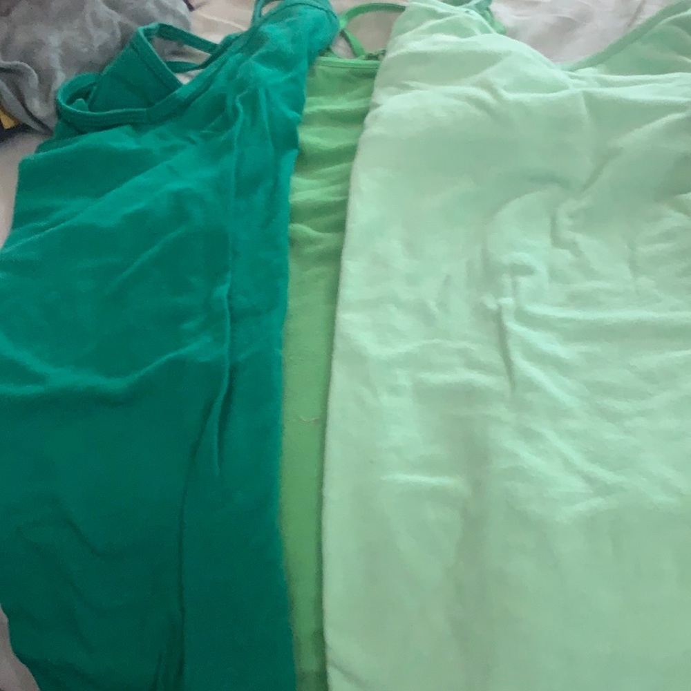 3 green Aeropostale tank tops!